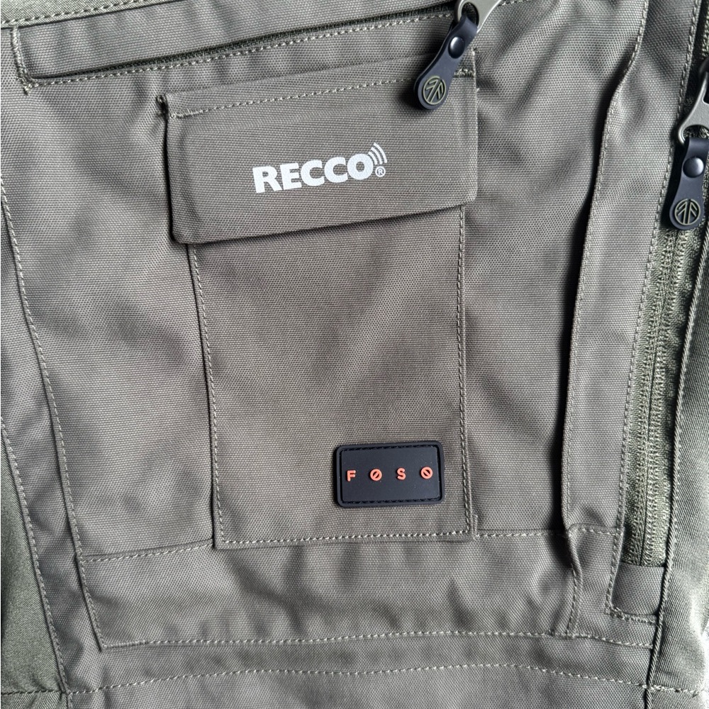 Beyond Nordic Men's Green Outdoor Pants - Picture 2 of 6